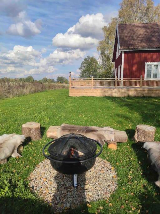 Gard Med Egen Sjoe Med Bryggbat, Nyrenoverat! 카트리네홀름 외부 사진